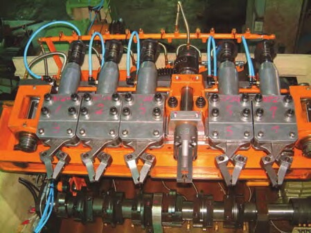 TRANSFER CHUCK FINGER MECHANISM